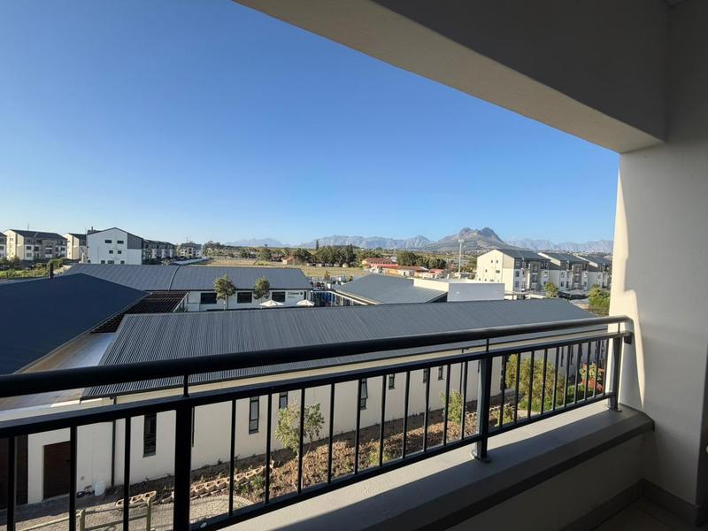 To Let 2 Bedroom Property for Rent in Croydon Western Cape